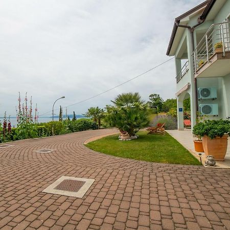 Apartment Opatija Bagian luar foto