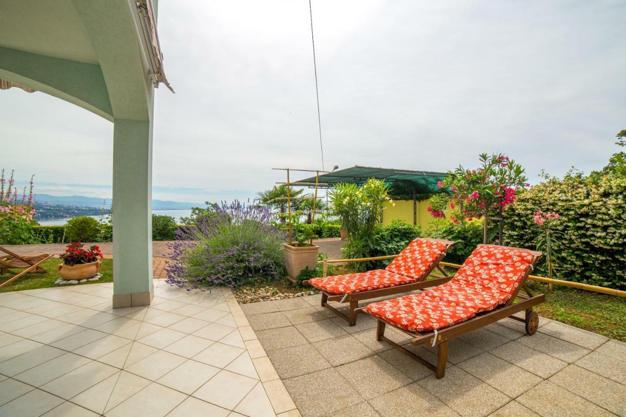 Apartment Opatija Bagian luar foto