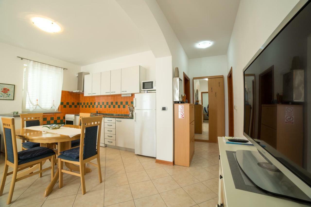 Apartment Opatija Bagian luar foto