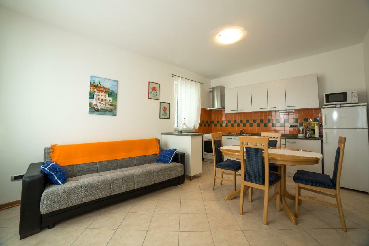 Apartment Opatija Bagian luar foto
